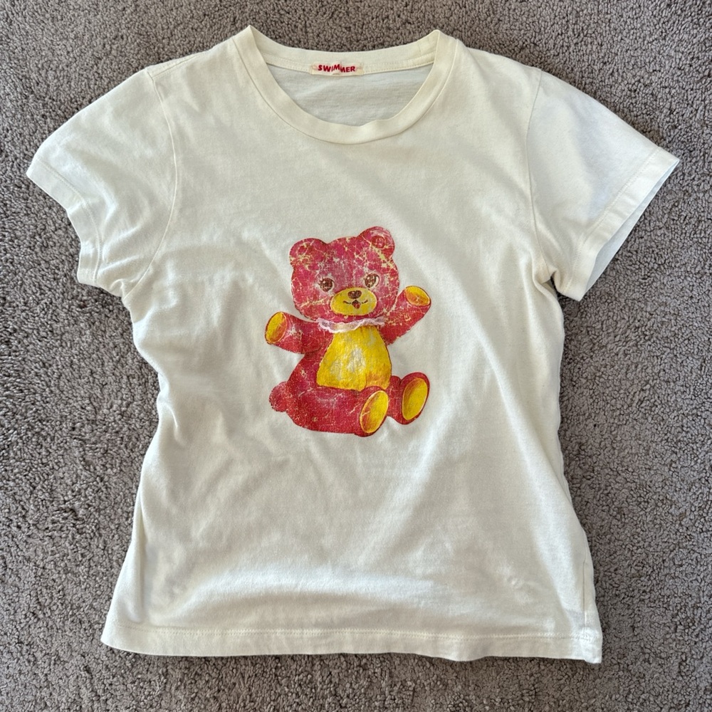 T-Shirt with Red and Yellow Bear Design
